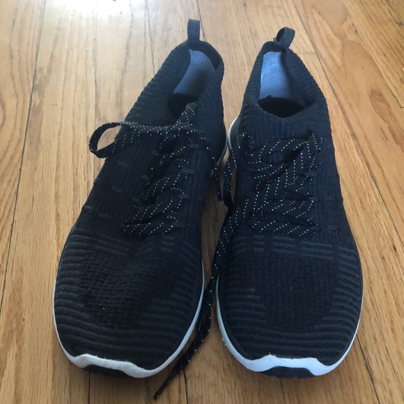 Under armour mesh sneaker - Picture 2 of 4